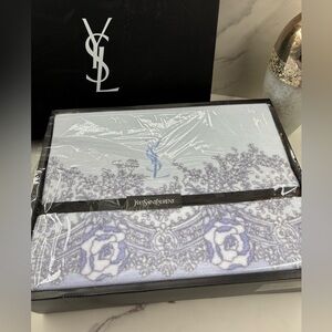 ❌SOLD❌🔥NEW! YSL•Vintage Blanket Light Blue
